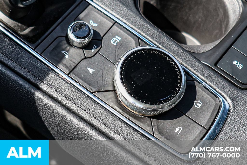 Used 2025 Cadillac XT4 Premium Luxury FWD image 42
