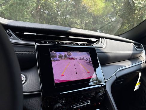 New 2025 Jeep Grand Cherokee Laredo X w/ Luxury Tech Group I image 20