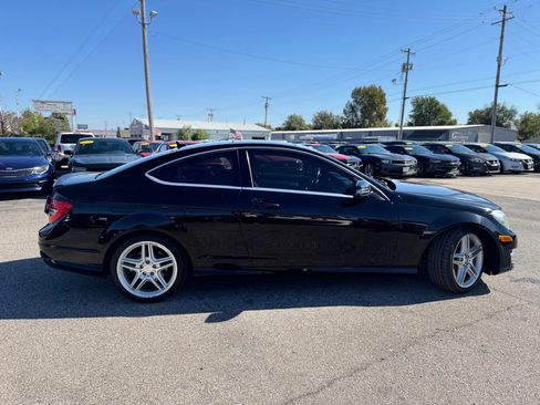 Used 2013 Mercedes-Benz C 250 C 250 Coupe 2D image 2