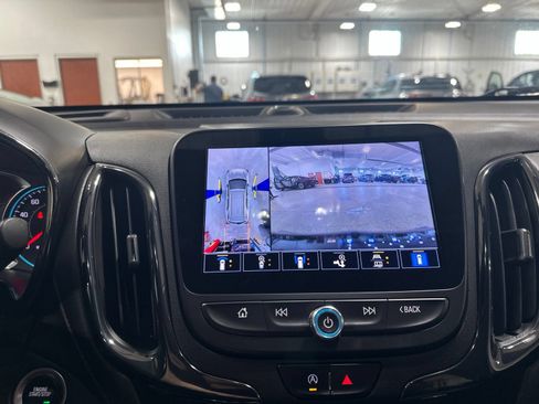 Used 2023 Chevrolet Equinox RS w/ RS Leather Package AWD/4WD image 57
