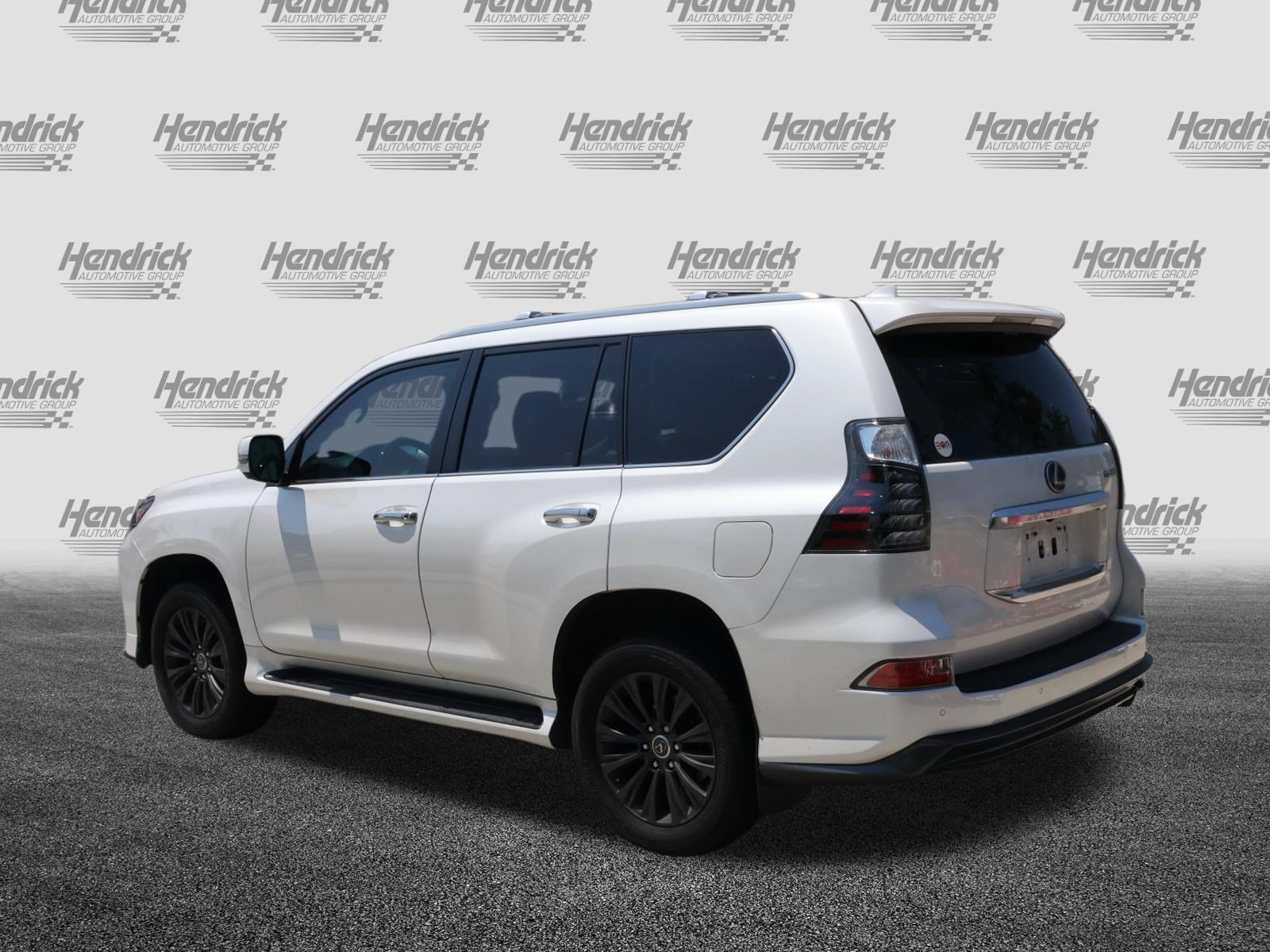 Used 2023 Lexus GX 460 Luxury w/ Sport Design Package AWD/4WD image 7