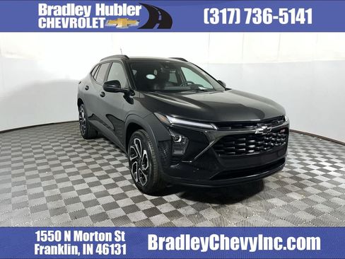 Used 2024 Chevrolet Trax RS w/ Driver Confidence Package FWD image 1