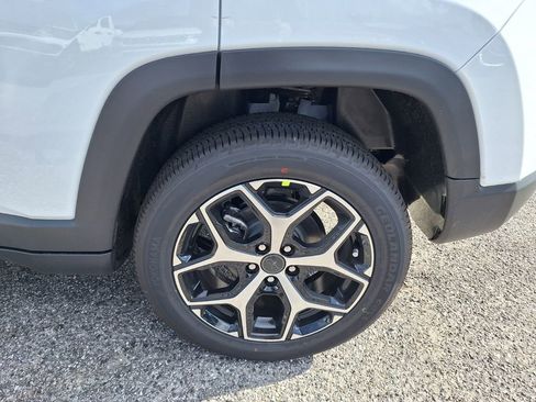 New 2026 Jeep Compass Limited image 15