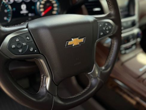 Used 2019 Chevrolet Tahoe Premier AWD/4WD image 39
