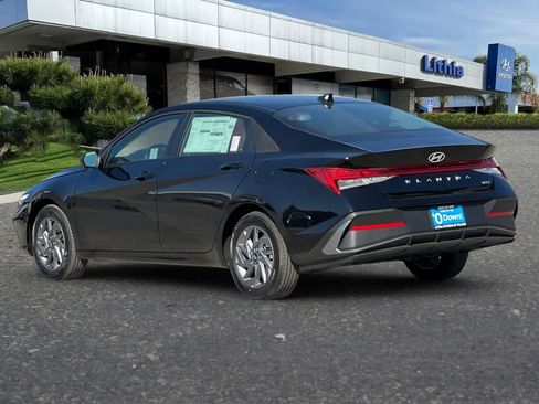 New 2026 Hyundai Elantra Blue image 7