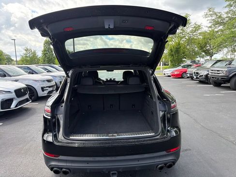 Used 2019 Porsche Cayenne AWD/4WD image 15