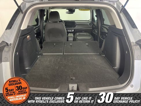 Certified 2025 Chevrolet TrailBlazer LT w/ Driver Confidence Package image 22