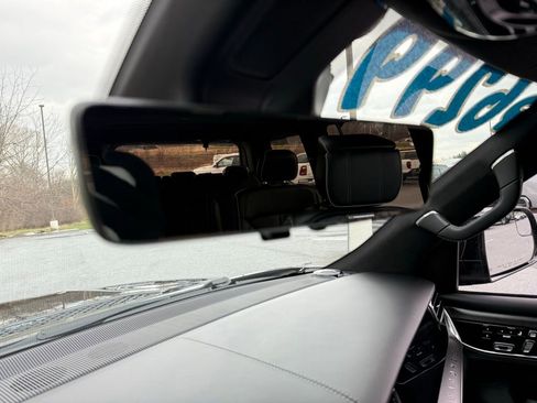 Used 2023 Jeep Grand Wagoneer Series II image 33