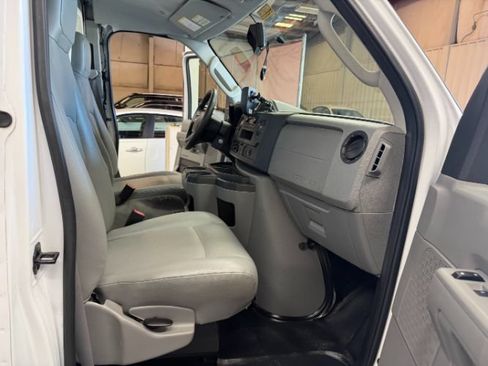 Used 2023 Ford E-350 and Econoline 350 Super Duty w/ Power Windows & Locks Group RWD image 25