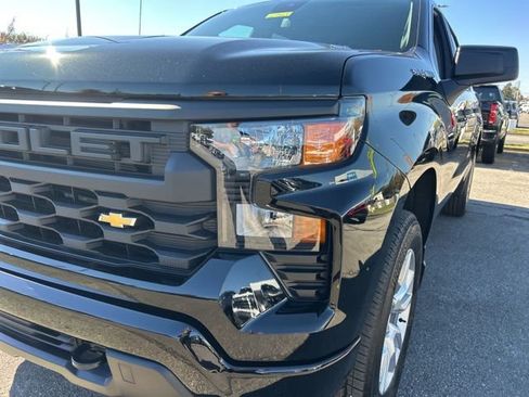 New 2026 Chevrolet Silverado 1500 Custom image 9
