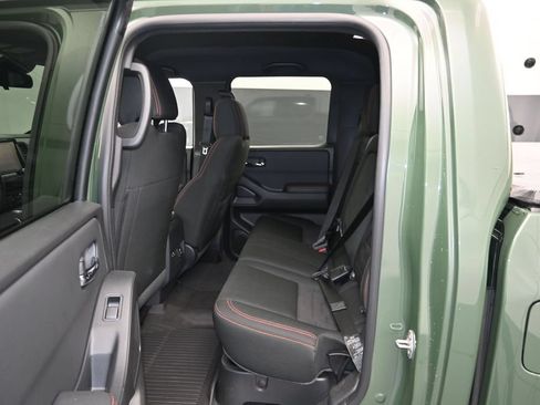 Used 2023 Nissan Frontier PRO-4X w/ Pro Convenience Package AWD/4WD image 13