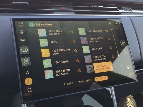 New 2025 Land Rover Range Rover SE image 15