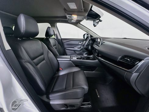 Used 2023 Nissan Rogue SL FWD image 31