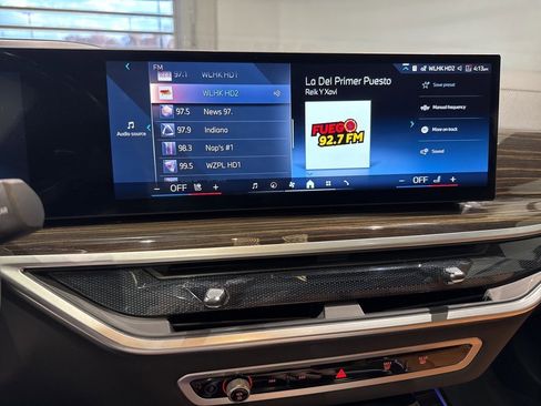 Used 2024 BMW X7 xDrive40i w/ M Sport Package image 22