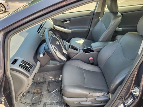 Used 2010 Toyota Prius Five FWD image 11