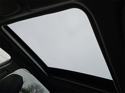 Used 2021 Subaru Forester Sport image 15