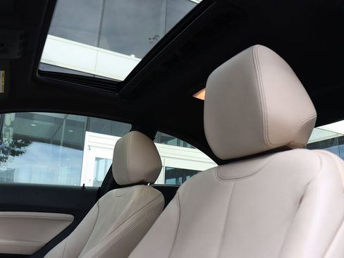 Used 2017 BMW 230i xDrive Coupe image 12