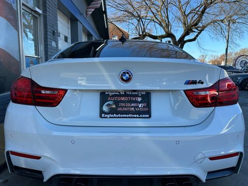 Used 2017 BMW M4 Coupe image 4