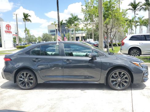 Used 2026 Toyota Corolla SE FWD image 8