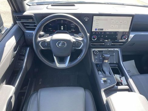 Used 2024 Lexus GX 550 550 Luxury+ w/ Accessory Package (2T) image 9