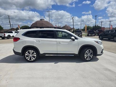 Used 2022 Subaru Ascent Limited AWD/4WD image 2
