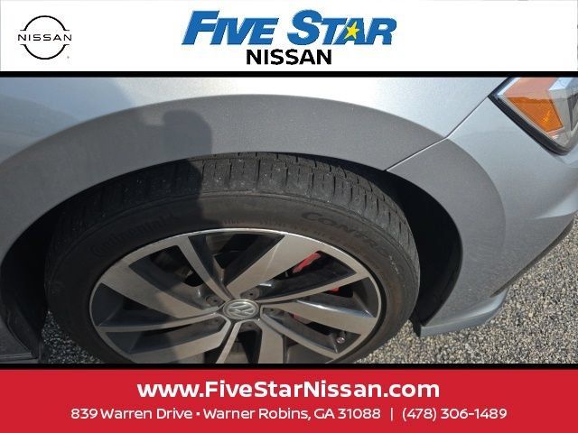 Used 2020 Volkswagen Jetta GLI FWD image 5