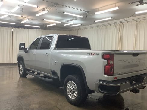 Used 2022 Chevrolet Silverado 2500 LT w/ Convenience Package image 9