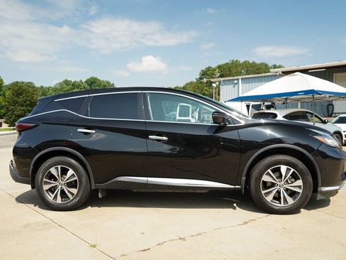 Used 2019 Nissan Murano S AWD/4WD image 3