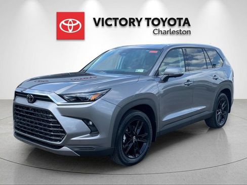 New 2026 Toyota Grand Highlander AWD image 1