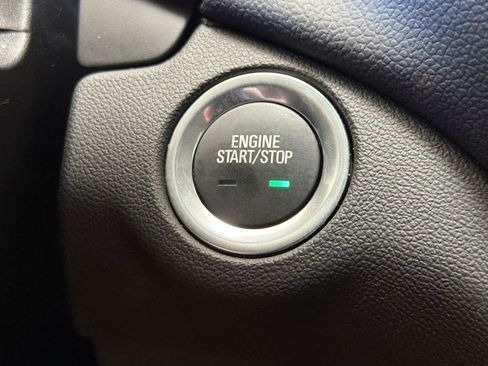 Used 2024 Chevrolet Equinox LT FWD image 24