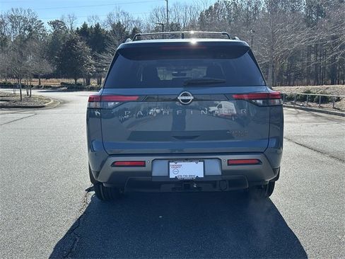 New 2026 Nissan Pathfinder Platinum image 7