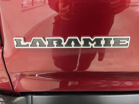 Certified 2019 RAM 1500 Laramie image 7
