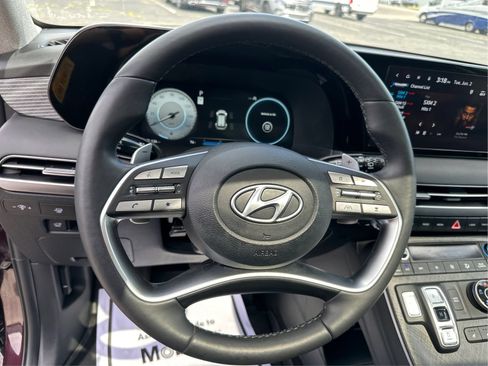 Used 2024 Hyundai Palisade Limited AWD/4WD image 19