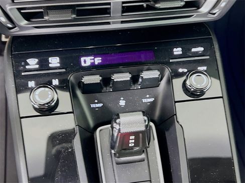 Certified 2023 Porsche 911 Carrera 4 GTS image 18