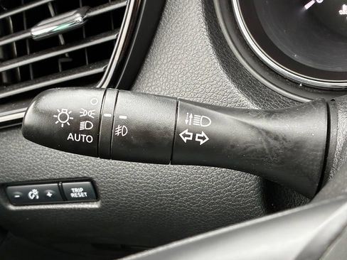 Used 2020 Nissan Rogue SL w/ Premium Package AWD/4WD image 15
