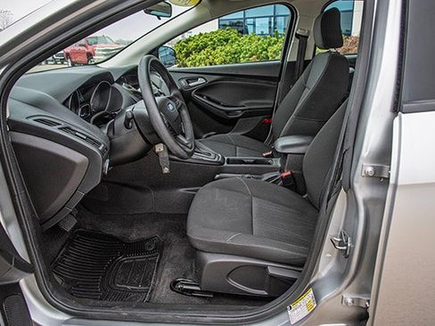 Used 2017 Ford Focus SE image 14