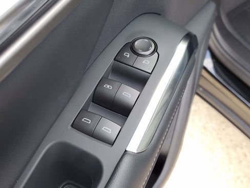 New 2026 Chevrolet Traverse LT w/ Driver Confidence Package FWD image 19