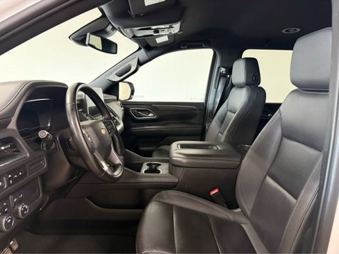 Used 2024 Chevrolet Suburban LT AWD/4WD image 13