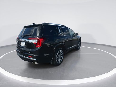 Used 2021 GMC Acadia Denali w/ GMC Pro Grade Package image 8