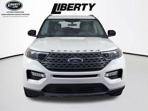 Certified 2023 Ford Explorer XLT w/ Equipment Group 202A AWD/4WD image 8