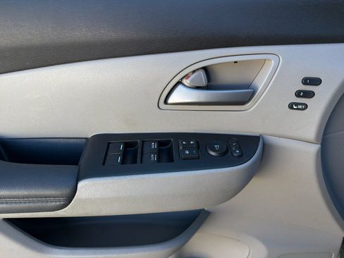 Used 2013 Honda Odyssey Touring image 10