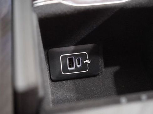 New 2025 Maserati Grecale GT image 28