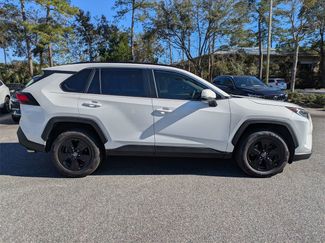 Used 2019 Toyota RAV4 XLE w/ Convenience Package video 3