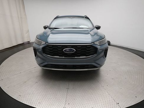 Used 2024 Ford Escape ST-Line w/ Tech Pack #1 AWD/4WD image 11