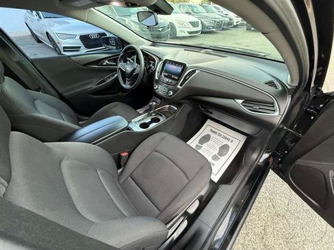 Used 2020 Chevrolet Malibu LT image 23