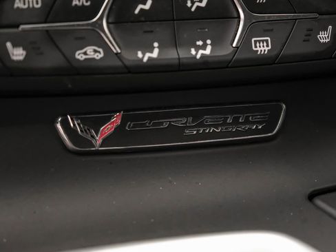 Used 2016 Chevrolet Corvette Stingray Z51 w/ 3LT Preferred Equipment Group image 27