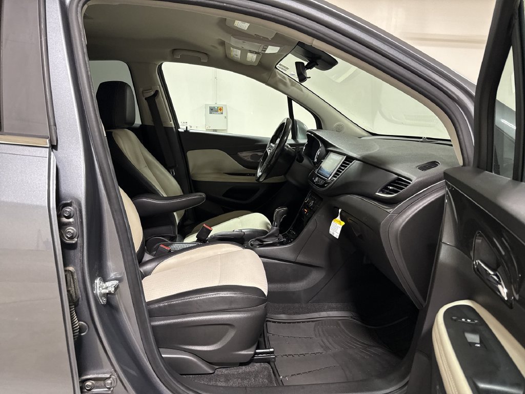 Used 2019 Buick Encore Preferred FWD image 21