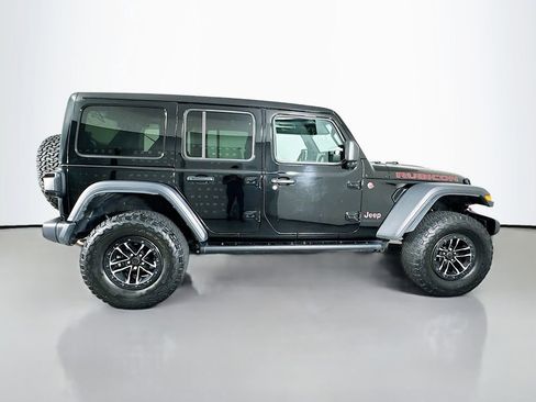 Used 2024 Jeep Wrangler Unlimited Rubicon w/ XTREMEE 35" Tire Package AWD/4WD image 8