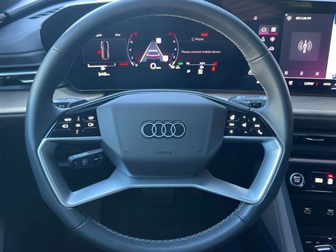 Certified 2025 Audi Q5 Premium w/ Premium Plus AWD/4WD image 15