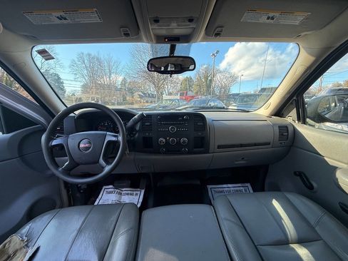 Used 2009 GMC Sierra 1500 W/T image 16